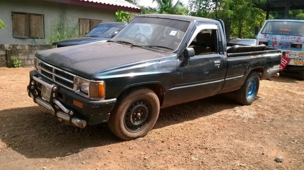 ขาย TOYOTA HERO 2 ไมล์ 2.4D ปี 30 สภาพพร้อมใช้งาน คัสซีสวยตลอดเส้นไม่มีปะ ทะเบียนพร้อม ราคาคุยกันได้ครับ