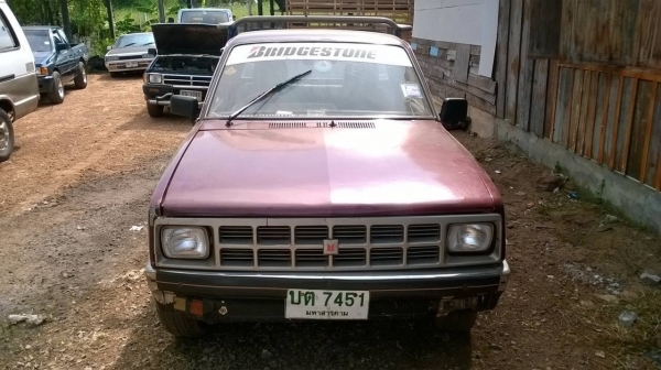 ขาย ISUZU KB 2200 รถใช้งานอยู่ทุกวัน ทะเบียนพร้อม ราคาต่อรองได้