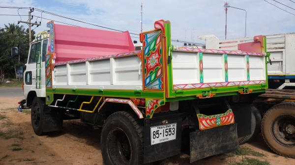 ขายด่วนHINOหกล้อดั้มยาง900เครื่องHO7C 185 แรงสภาพพร้อมใช้แอร์เย็นโทร0843923995