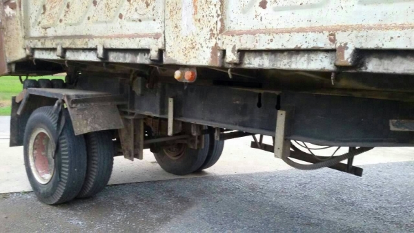 --ราคา275.000--ลูกพ่วง-ดั้ม-2คานสามมิตรรอนเฉียง.สภาพสวยพร้อมใช้งาน. --ราคา275.000--ลูกพ่วง-ดั้ม-2คานสามมิตรรอนเฉียง.สภาพสวยพร้อมใช้งาน.