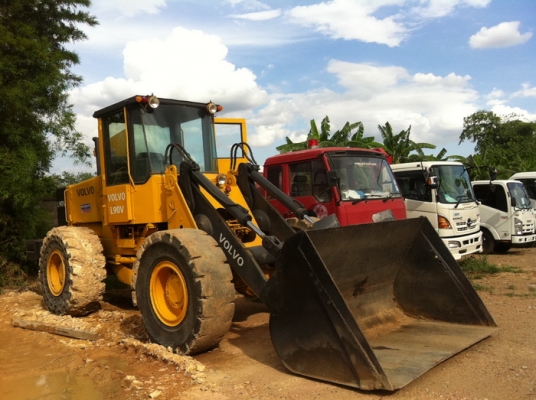 ขายรถตัก วอลโว่ VOLVO L90V เอวอ่อน คันใหญ่