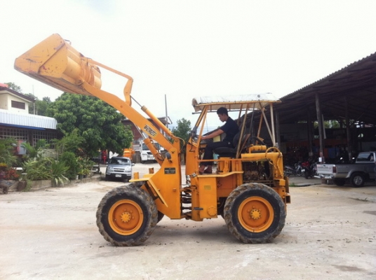 ขายรถตัก FURUKAWA FL60A เอวอ่อน ขายรถตัก FURUKAWA FL60A เอวอ่อน