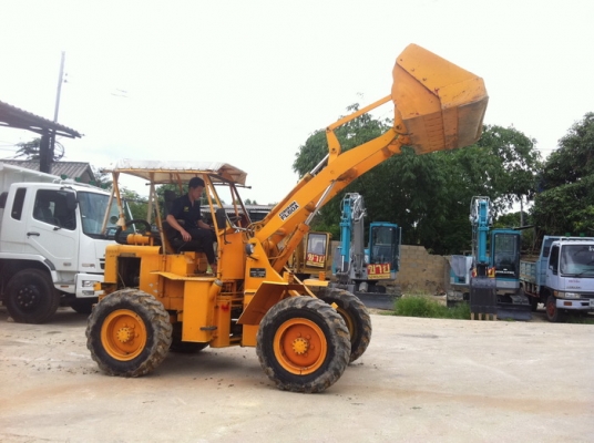 ขายรถตัก FURUKAWA FL60A เอวอ่อน ขายรถตัก FURUKAWA FL60A เอวอ่อน