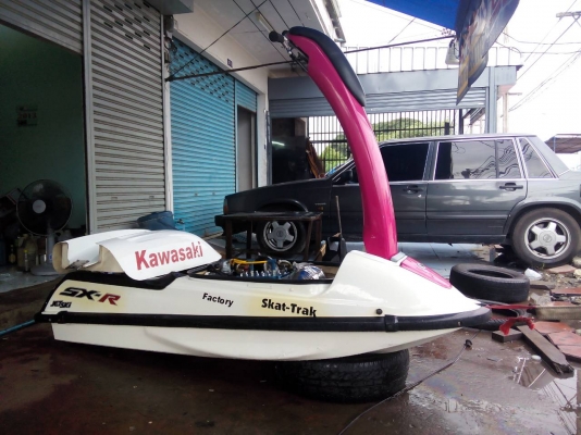 ขายเรือยืน Kawasaki SX-R 750 แต่งเพียบจากญี่ปุ่น เล่นได้เลย..