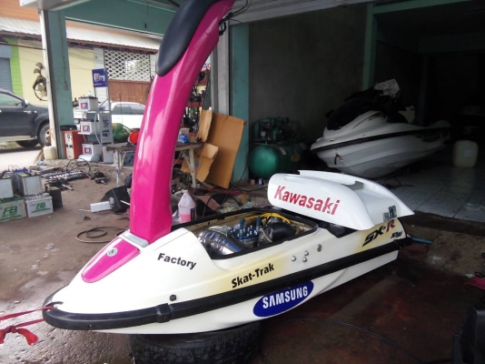 ขายเรือยืน Kawasaki SX-R 750 แต่งเพียบจากญี่ปุ่น เล่นได้เลย..