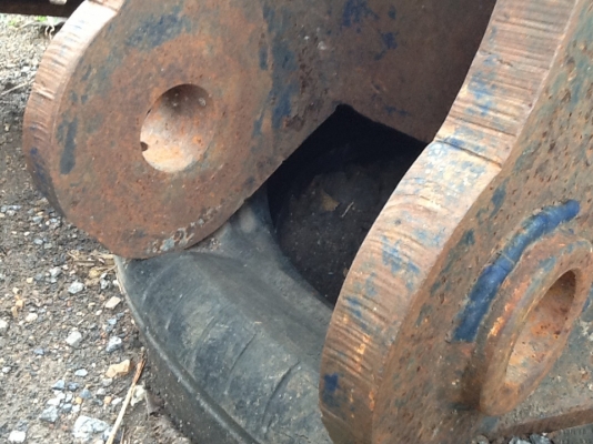 ขายบุ้งกี๋ขุดร่อง ขนาดรถ60 ขายบุ้งกี๋ขุดร่อง ขนาดรถ60