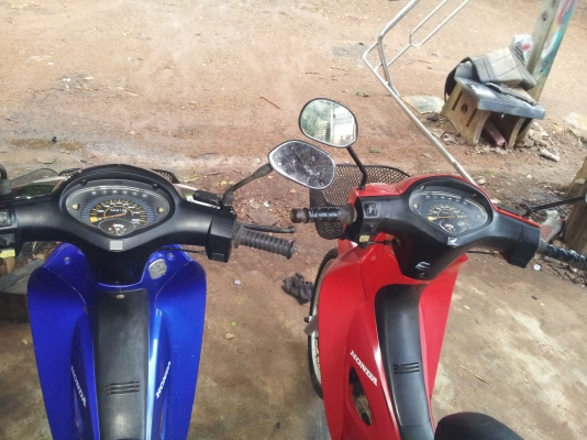 ขายเหมาเวฟ125r ลพบุรี(2คัน)