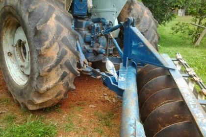 FORD 6600 T5 D4NNเสื้อเรียบ ไอดีกลม หาง7CMT ใบดัน เอกสารเล่มทะเบียน ภาษีเต็ม