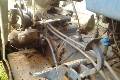 FORD 6600 T5 D4NNเสื้อเรียบ ไอดีกลม หาง7CMT ใบดัน เอกสารเล่มทะเบียน ภาษีเต็ม