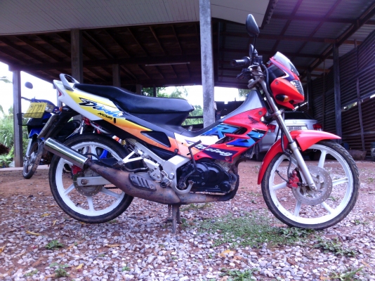 ขายHonda Dash125เครื่องเดิมมีเล่มพร้อมชุดโอนราคา6,900บาท ขายHonda Dash125เครื่องเดิมมีเล่มพร้อมชุดโอนราคา6,900บาท