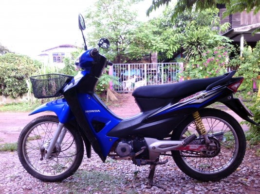 ขายHonda WAVE100S เครื่องดีรถเดิมพร้อมใช้มีเล่มพร้อมชุดโอนราคา12,900 บาท