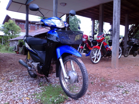 ขายHonda WAVE100S เครื่องดีรถเดิมพร้อมใช้มีเล่มพร้อมชุดโอนราคา12,900 บาท