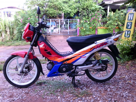 ขายHonda nice 110 เครื่องดีรถเดิมพร้อมใช้มีเล่มพร้อมชุดโอนราคา 7900 บาท