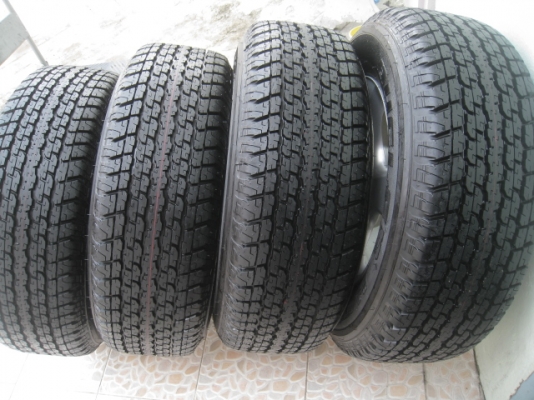 ขายล้อแม็กป้ายแดง D-max 17" พร้อมยางปี14สนใจติดต่อเล็กคลองสามครับ 081-3747940