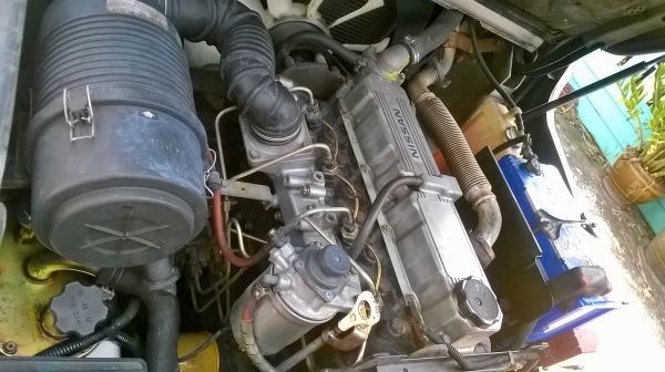 ขาย Nissan 3 ตัน ดีเซล เกียร์ออโต้เสา 3 เมตร ฟลูฟรี งาสไลน์  081-3535-948