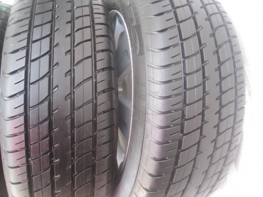 ขายล้อแม็ก Toyota vios 15" พร้อมยางปี14สนใจติดต่อเล็กคลองสามครับ 081-3747940