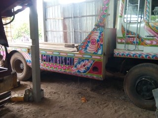 ขายรถเกี่ยวข้าวพร้อมเทรลเลอร์ 10 ล้อ เกษตรพัฒนา อุ้ม 2.5 ตัน รุ่นปลดหนี้ตัวใหญ่ ปี 53 พร้อมเทรลเลอร์ หลงฟูโซ้ 10 ล้อ 2 เพลา  หน้าเกียว 3 เมตร