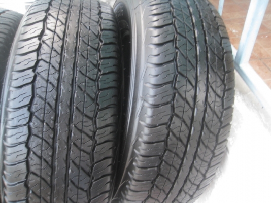 ขายยางป้ายแดง 255/70r16 dunlop at20 grandtrek ยางผลิตปี 13 สนใจติดต่อเล็กคลองสามครับ 081-3747940