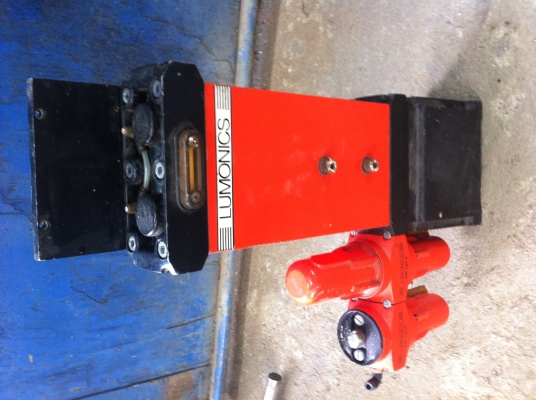 ชุดลดความชื่นระบบลม LUMONICS โดยลดอุณหภูมิลงและทำลมให้แห้งและสะอาด(มี 2 ชุด)