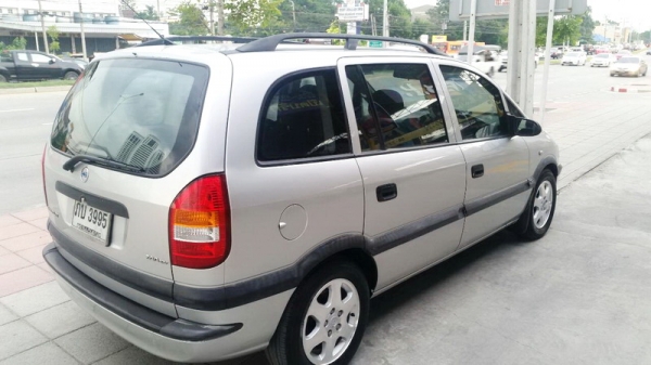 CHEVROLET ZAFIRA ปี 2001 มือเดียวออกห้าง รถสวย ARIBAG คู่หน้า ติดแก็ส LPG หัวฉีด ถังโดนัทใต้ท้อง ติดแก็สจากศูนย์ กระจกไฟฟ้า ล้อ MAX พวงมาลัยพาวเวอร์ แอร์เย็น เบาะหนังสภาพดี เครื่องวิ่งดีมาก ช่วงล่างดี ภายในสภาพสวย สีสวย รถพร้อมใช้งาน จัดไฟแนนได้