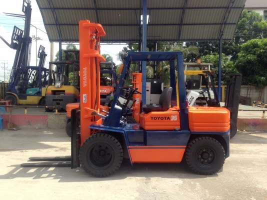 -:-*&bull;*ข า ย ร ถ ย ก เ ก่ า น อ ก*&bull;*-:-TOYOTA 5FD35 เสาสูง4เมตร เครื่องดีเซล สนใจติดต่อ083-062-0223/098-329-9549