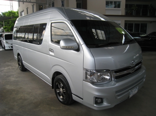 TOYOTA COMMUTER 2.5D4D TOYOTA COMMUTER 2.5D4D