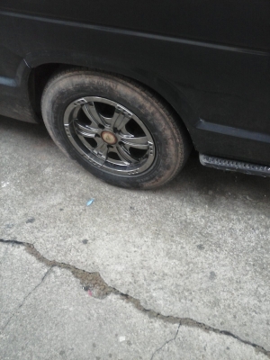 TOYOTA ไฮเอชพร้อมใช้สวยๆ0812793086ไก่