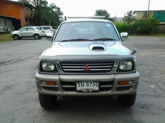 strada 4wdแค้ป  รถสวยมือเดียวออกห้าง พร้อมใช้ หาอยู่ไม่ผิดหวัง