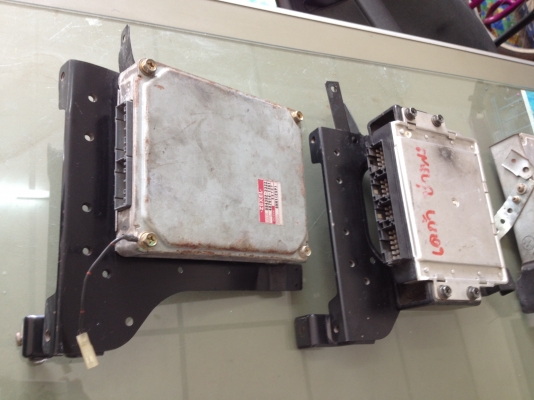 ขาย  กล่องควบคุม อีซุซุ เดก้า