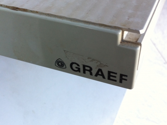 เครื่องสไลด์ยี่ห้อ GRAEFของเยรมัน หั่น เนื้อ พืชผัก ให้เป็นชิ้นตามขนาดความหนาบางที่ต้องการได้ ได้งานที่เร็ว