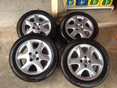 เเม็กเดิม Toyota ขอบ15 4รู100 พร้อมยาง Dunlop185/60/15