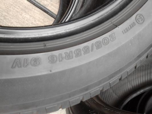 205/55R16 BRIDGESTONE TURANZA GR80 มี 2 เส้น  TEL.081-427-3941