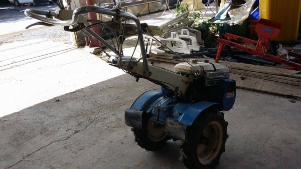 รถไถเดินตาม ISEKI  6.5 แรง  เก่าญี่ปุ่น สภาพพร้อมใช้งาน  เครื่องยนต์แรงและติดง่าย คุณภาพดี