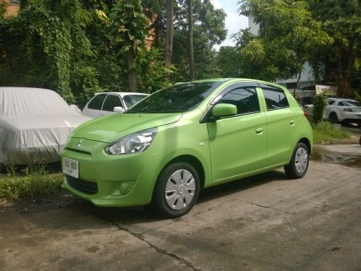 Mitsubishi Mirage ปลาย13 ตัว Top 5MT มือเดียววิ่ง 13,xxx กิโล รถสวยไม่มีชนหนักหน้า-หลังเดิมๆน้องๆป้ายแดง