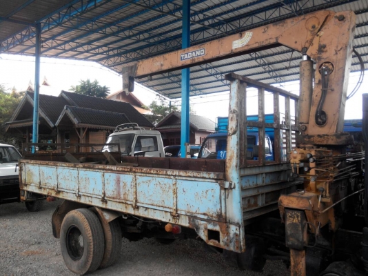 รถเครน 6 ล้อ 2ตันครึ่ง อีซูซู