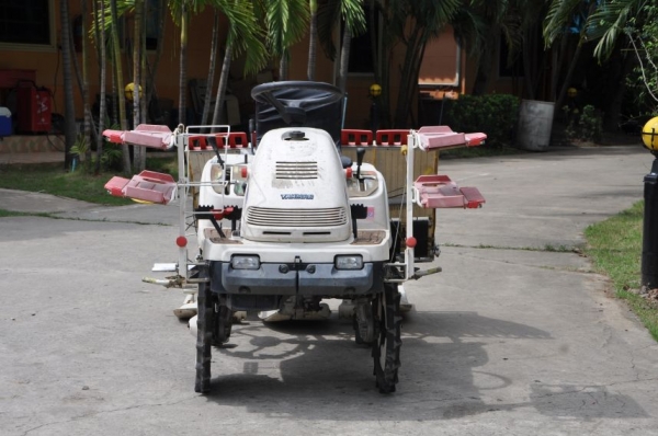 ขายรถดำนา YANMAR R40 สภาพสวยเดิมจากญี่ปุ่นยังไม่เคยใช้ในไทย 35,000 เท่านั้น!!