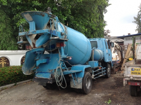 ขายรถโม่ ISUZU ROCKY ตาหวาน ติดโม่ 3Q