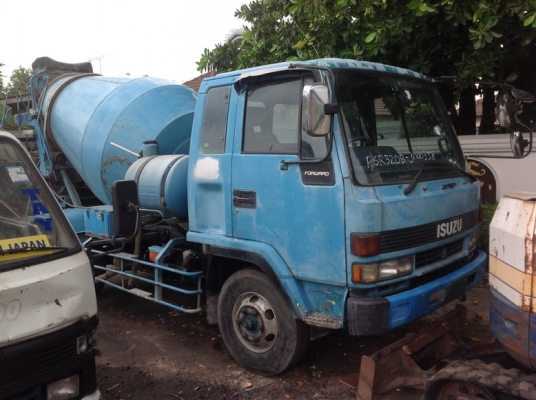 ขายรถโม่ ISUZU ROCKY ตาหวาน ติดโม่ 3Q