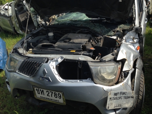 ขายซาก MITSUBISHI TRITON 4ประตู ปี07 ทะเบียนโอนลอย เครื่องเกียร์สวยๆ