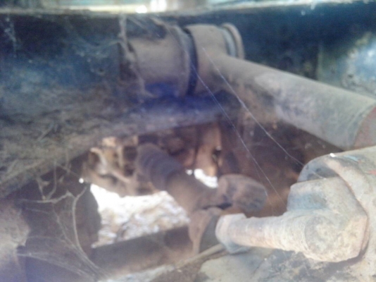 สิบล้อหัวยาว2เพลาใหญ่ เครื่อง EH700 เกียร์ HO 6เกียร์เดินหน้า 7เกียร์ถอยหลัง เบรคทิฟฟี่ พวงมาลัยพาวเวอ คานหน้ากว้าง เอกสารพร้อมโอน สิบล้อหัวยาว2เพลาใหญ่ เครื่อง EH700 เกียร์ HO 6เกียร์เดินหน้า 7เกียร์ถอยหลัง เบรคทิฟฟี่ พวงมาลัยพาวเวอ คานหน้ากว้าง เอกสารพร้อมโอน