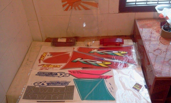 รวมกระทู้+ลดราคา!! อะไหล่แท้+เทียม Kawasaki 150cc. มีแค่ในภาพครับ