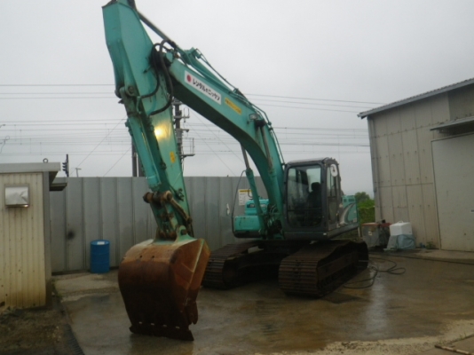 Kobelco SK200-8 ใบแทร็ค 800 mm ตรงจากญี่ปุ่น ถึงไทยเร็ว ๆ นี้