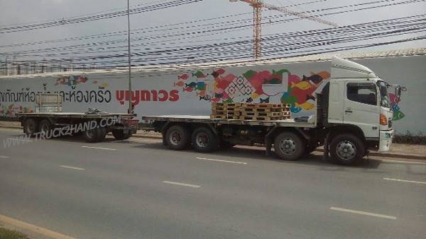 HINO แม่-ลูก 24 ล้อ รุ่น GY2PSLA ปีจดทะเบียน 2553 HINO แม่-ลูก 24 ล้อ รุ่น GY2PSLA ปีจดทะเบียน 2553