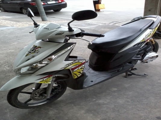 ขายClick i 110 หัวฉีด ล้อแม็ก ปี52รถบ้านสภาพดีมาก เครื่องเดิมๆ