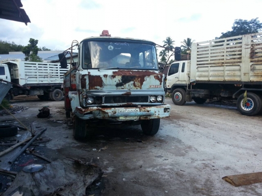 6ล้อพื้นเรียบ168แรง HINO KR360ติดเครน3ตัน..เครื่องแห้งEH700 คัสซีสวย หัวเดิมหัวไม่ค่อยสวย..มีเล่มทะเบียนครบ