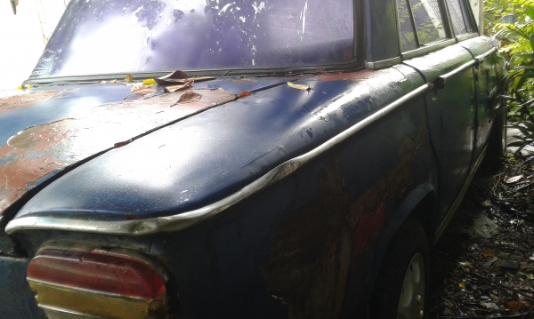 ขายเฟียต 1500 ติดแก๊สแล้ว แอร์หนาว ทะเบียนชุดโอนครบ