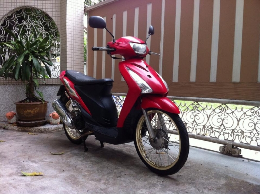 ขออนุญาติขาย SUZUKI STEP 125 cc. แต่งสวย เกียร์ออโต้
