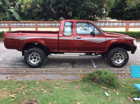 ขายTOYOTA SR5 LN111 ตัวประกอบนอก ขายTOYOTA SR5 LN111 ตัวประกอบนอก