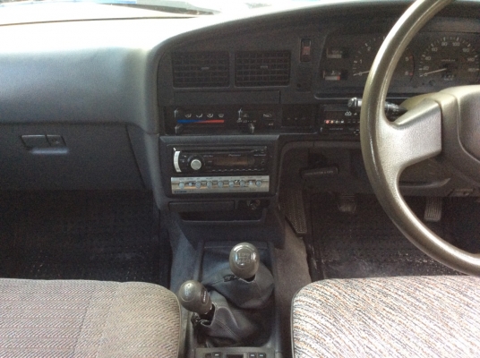 ขายTOYOTA SR5 LN111 ตัวประกอบนอก ขายTOYOTA SR5 LN111 ตัวประกอบนอก