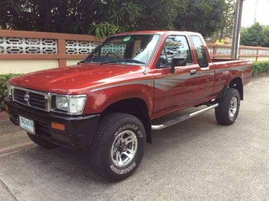 ขายTOYOTA SR5  LN111 ตัวประกอบนอก